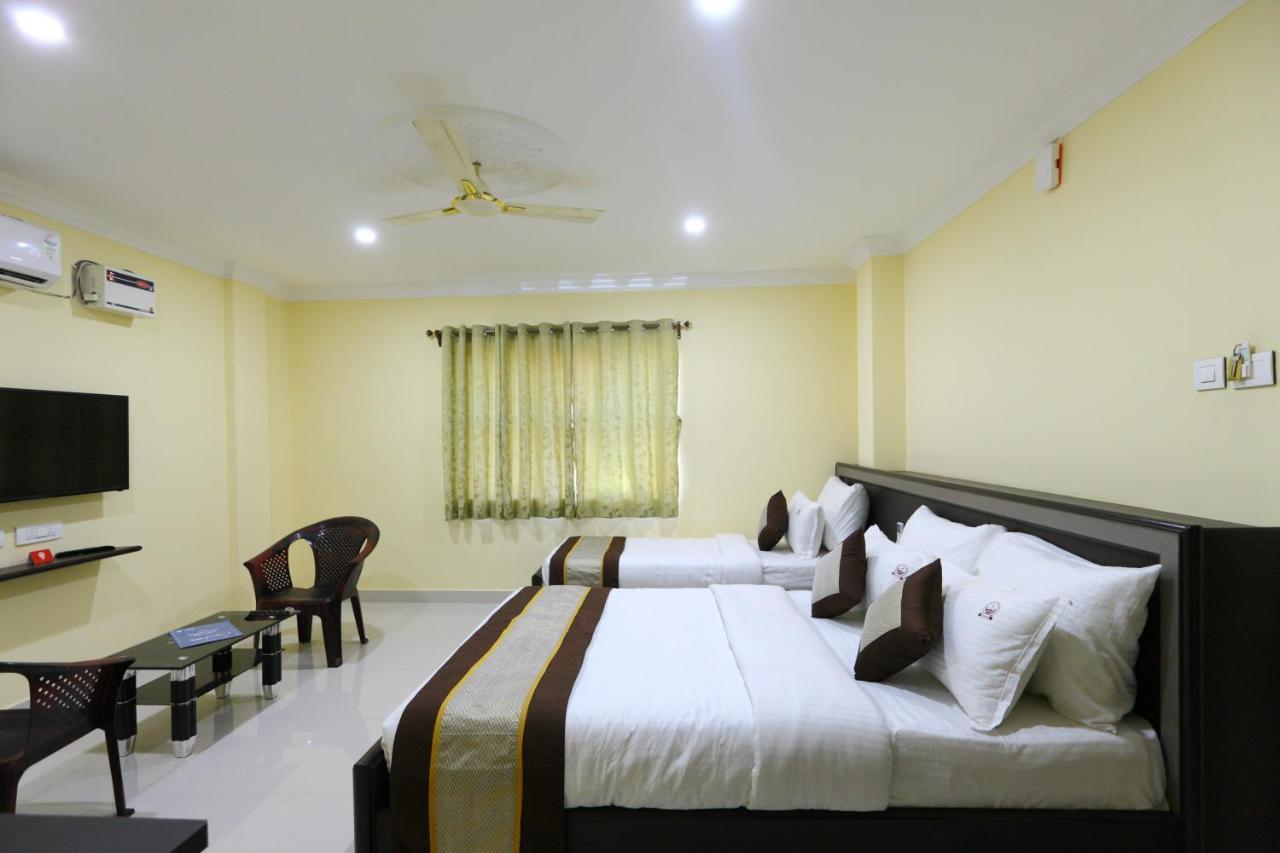 Saibala Lnn Hotel Chennai Ngoại thất bức ảnh