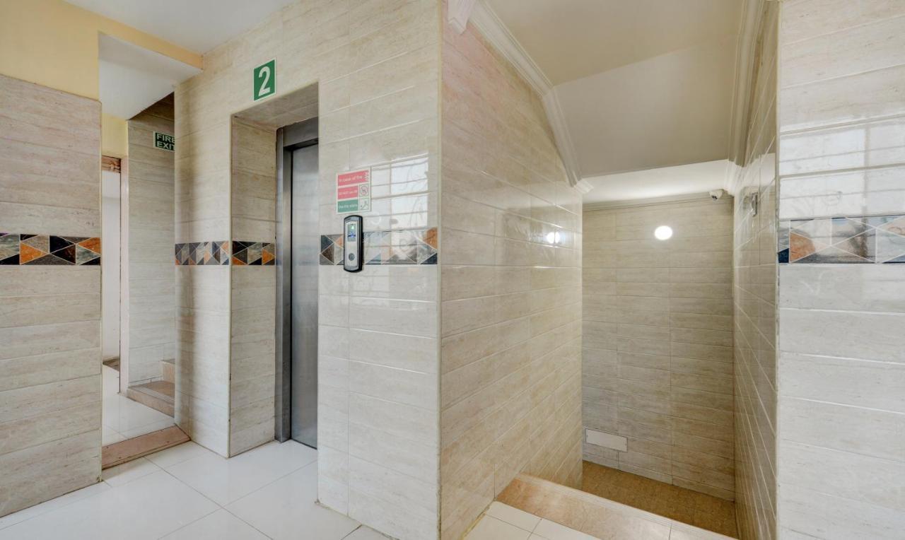 Saibala Lnn Hotel Chennai Ngoại thất bức ảnh