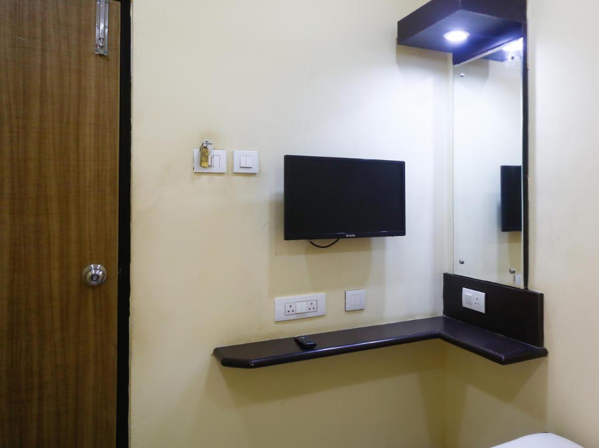 Saibala Lnn Hotel Chennai Ngoại thất bức ảnh