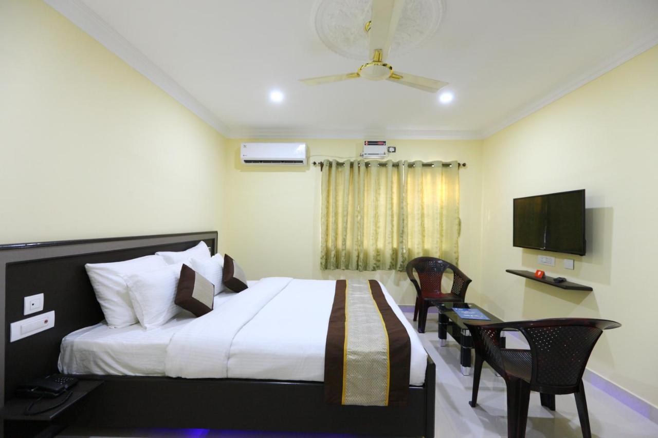 Saibala Lnn Hotel Chennai Ngoại thất bức ảnh