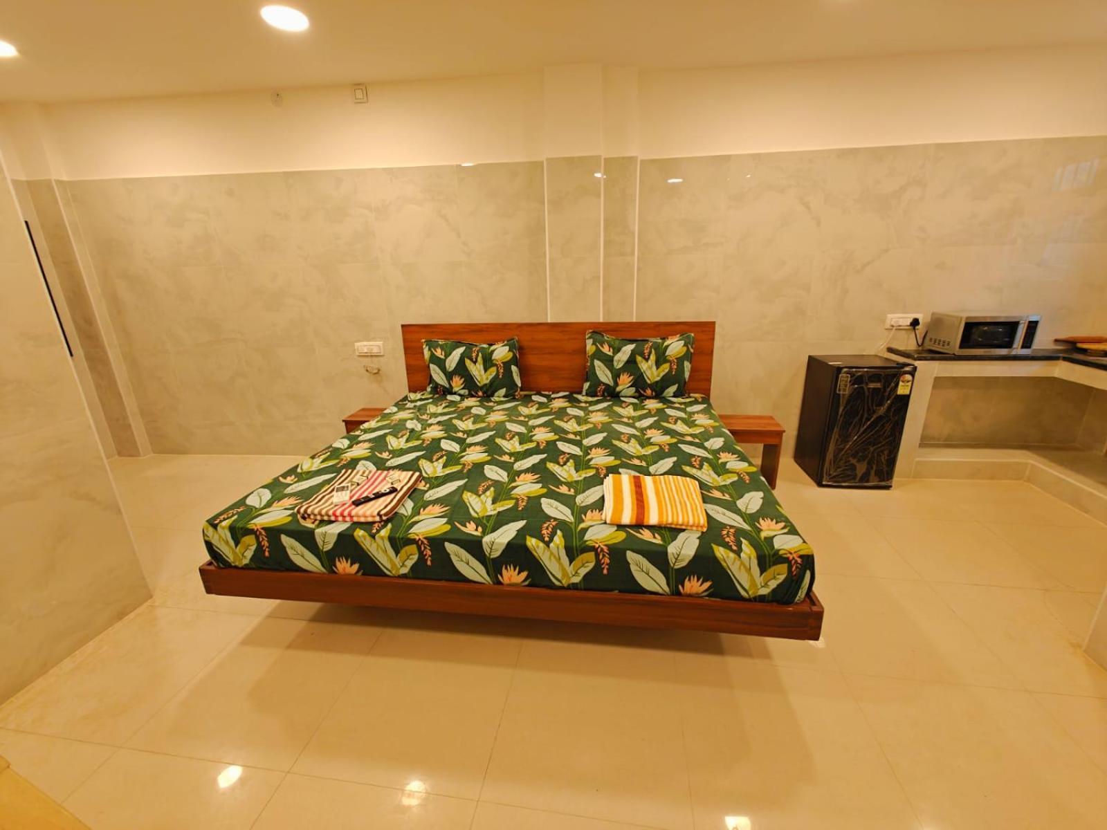 Saibala Lnn Hotel Chennai Ngoại thất bức ảnh