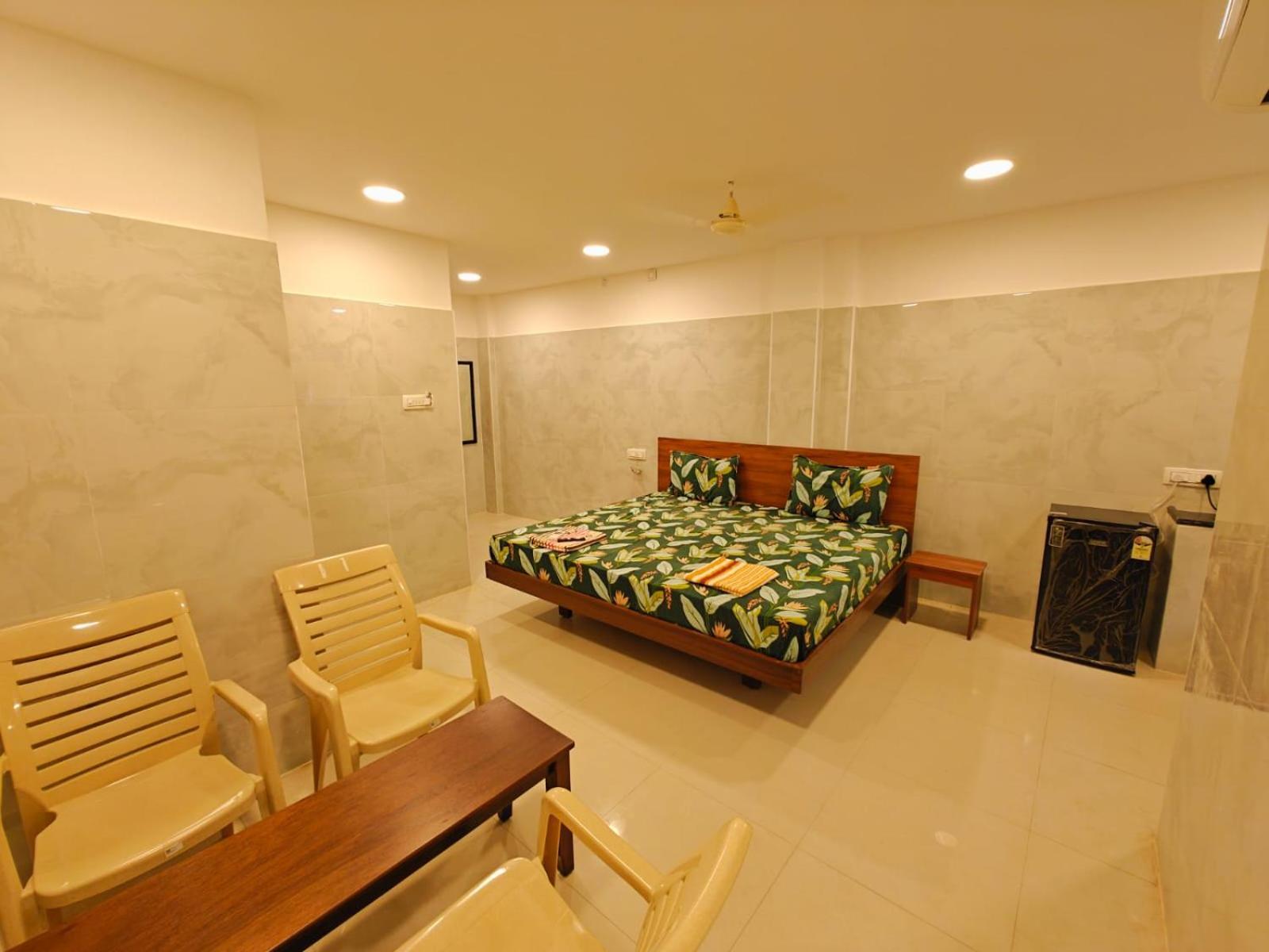 Saibala Lnn Hotel Chennai Ngoại thất bức ảnh