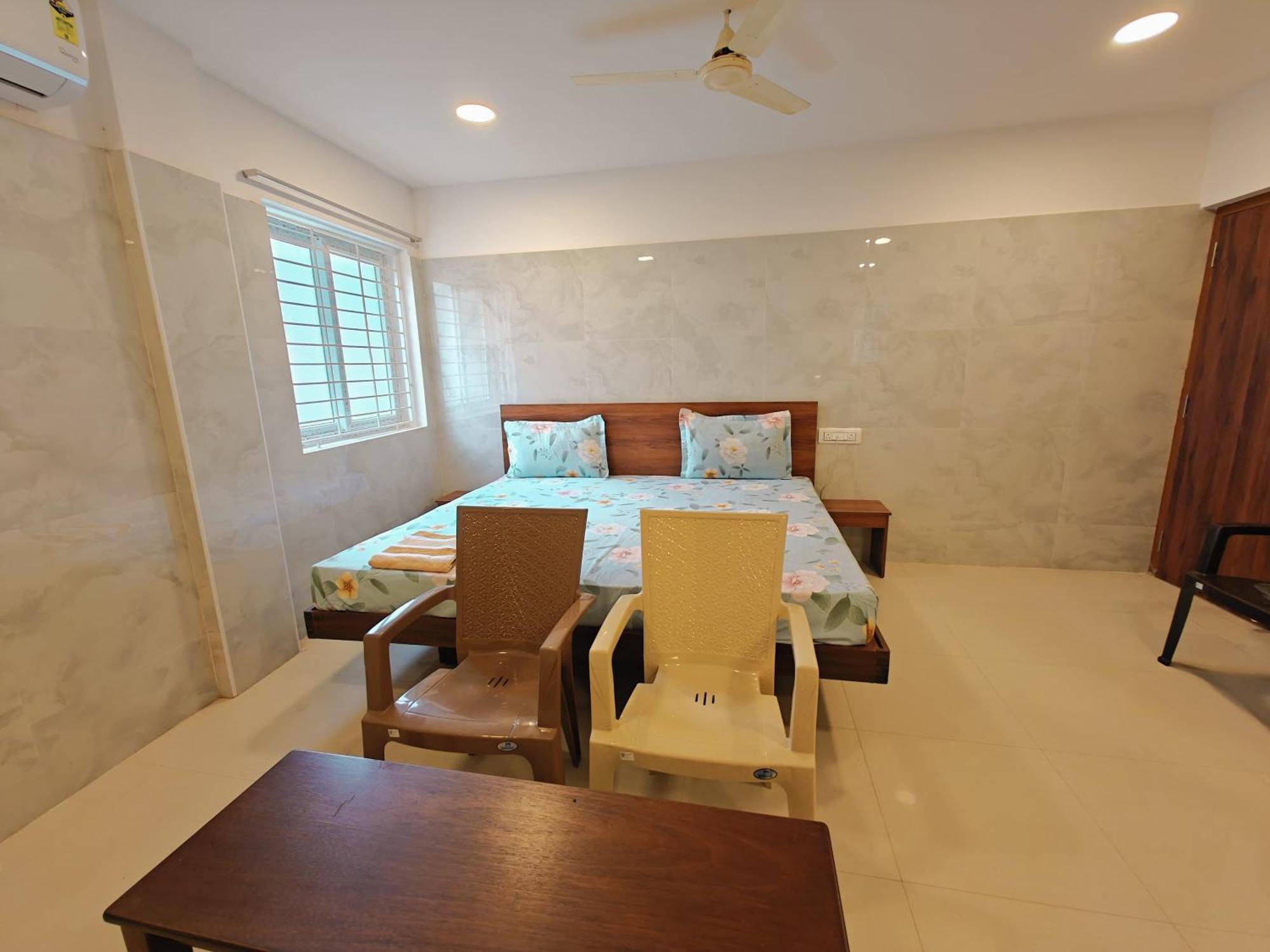 Saibala Lnn Hotel Chennai Ngoại thất bức ảnh
