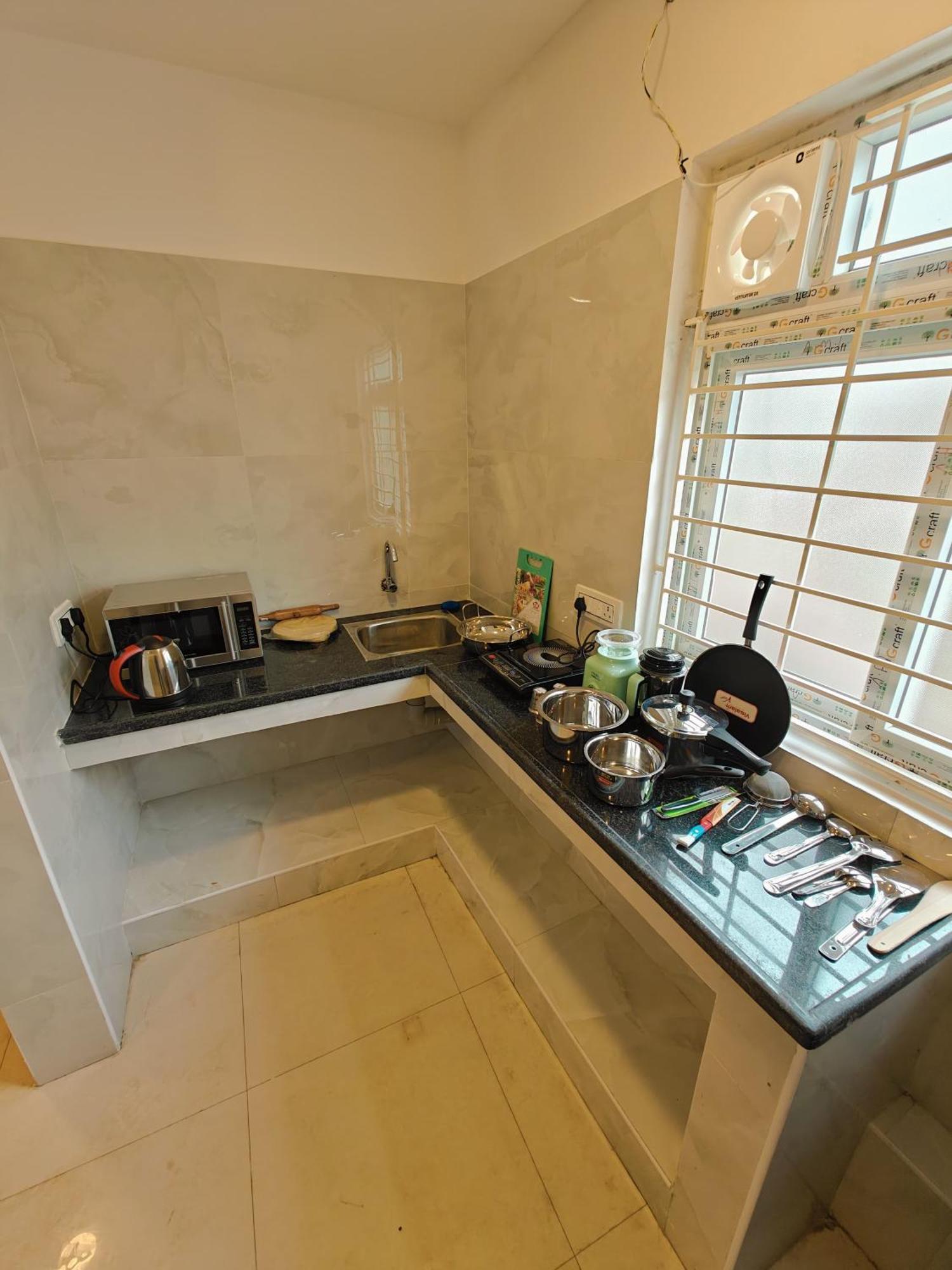 Saibala Lnn Hotel Chennai Ngoại thất bức ảnh