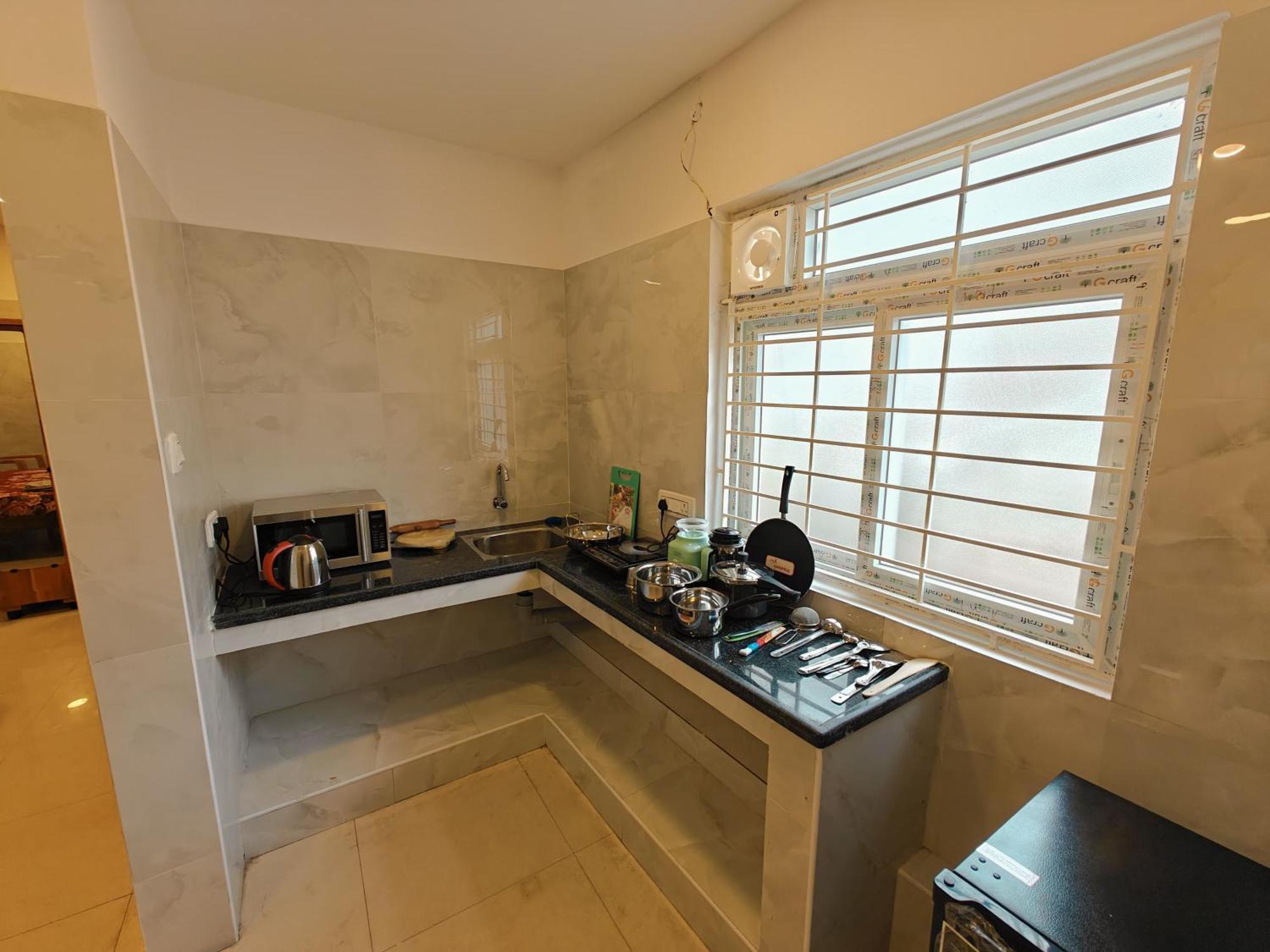 Saibala Lnn Hotel Chennai Ngoại thất bức ảnh